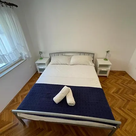 Talakic Apartman *